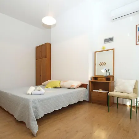 Boris 1965 Apartmán Pula